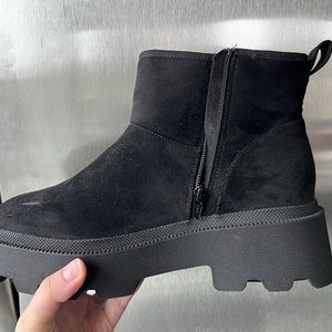 Winter Boot - Never Worn